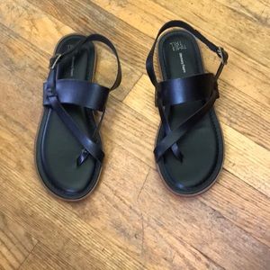 women’s sandals